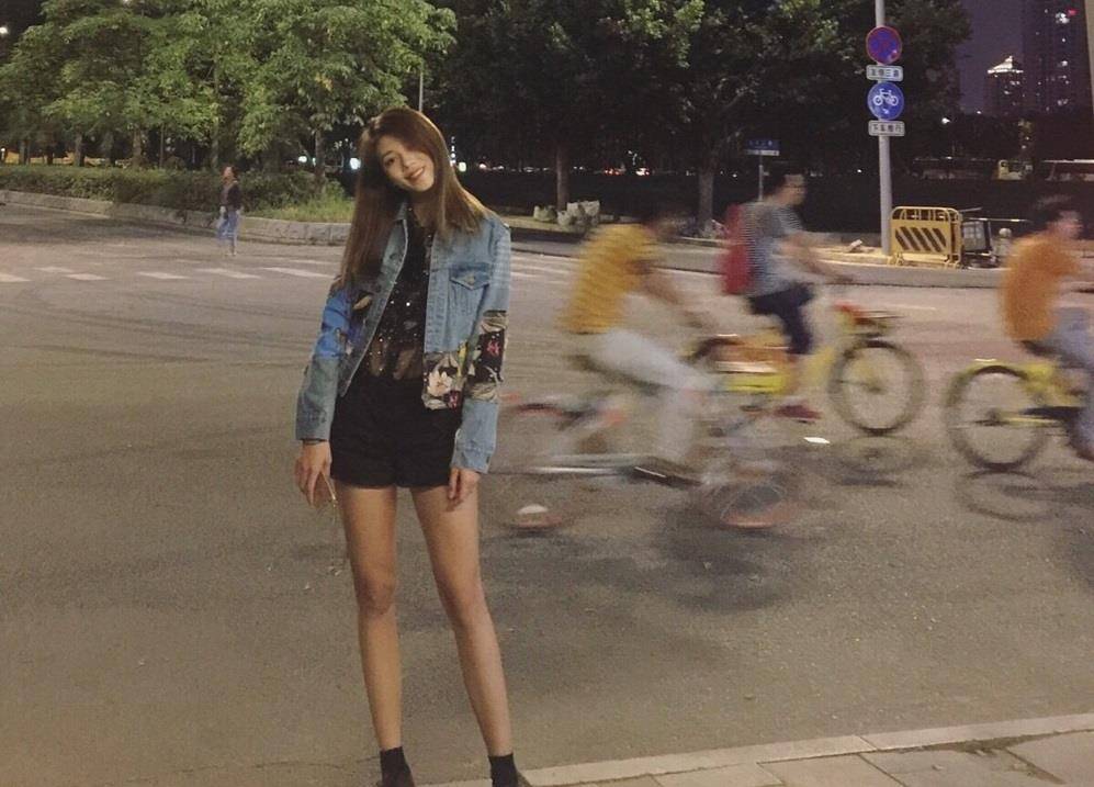 beat365:
田径女神王美媛 曾因央视直播大火 纹身图案引遐想 退役做代购(图2) beat365:
田径女神王美媛 曾因央视直播大火 纹身图案引遐想 退役做代购(图2)